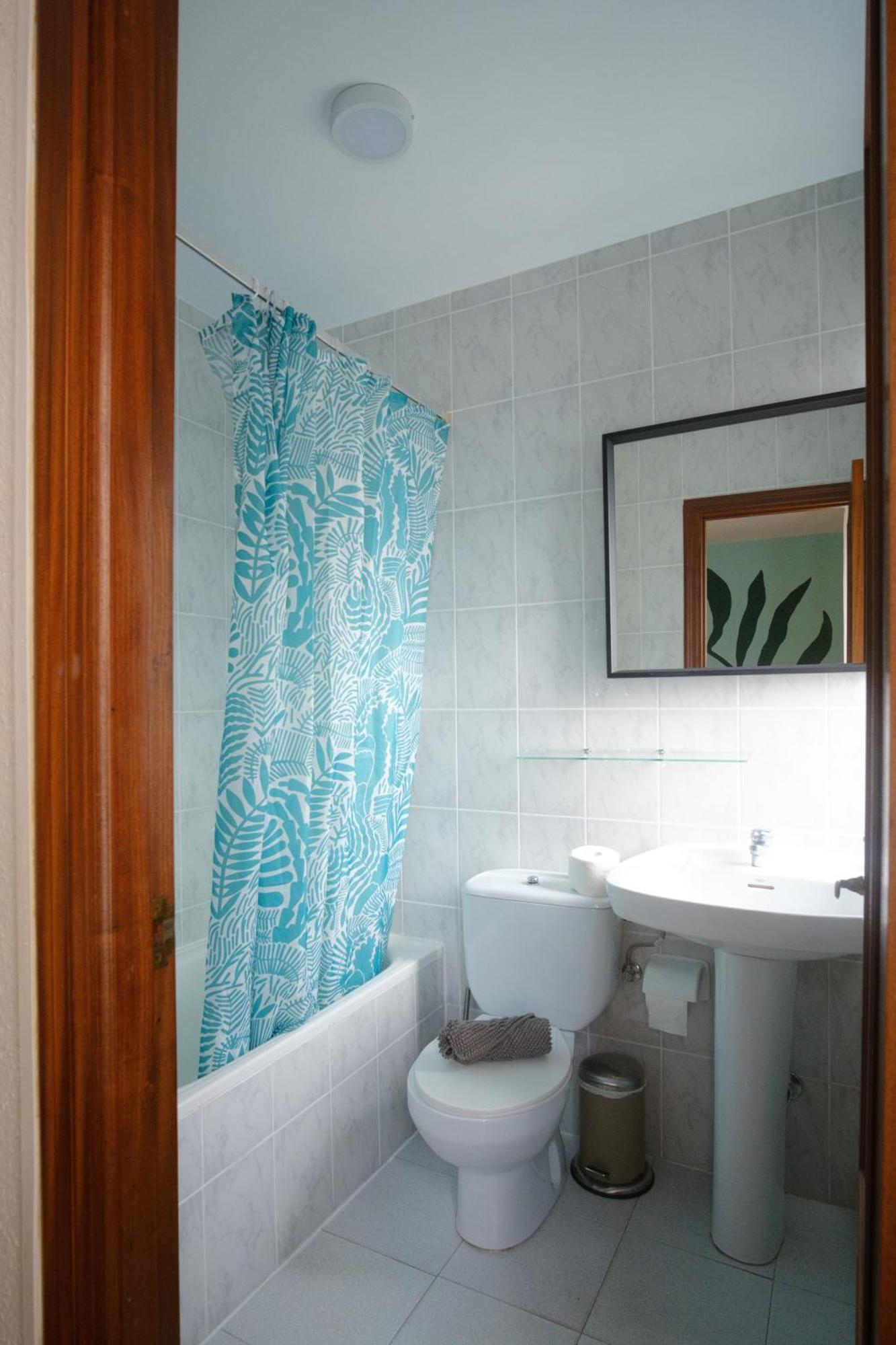 Liquid Surfhouse Hostel Langre  Buitenkant foto